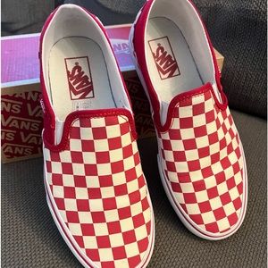 Checkerboard Red / White slip on Vans size 9 pre-owned